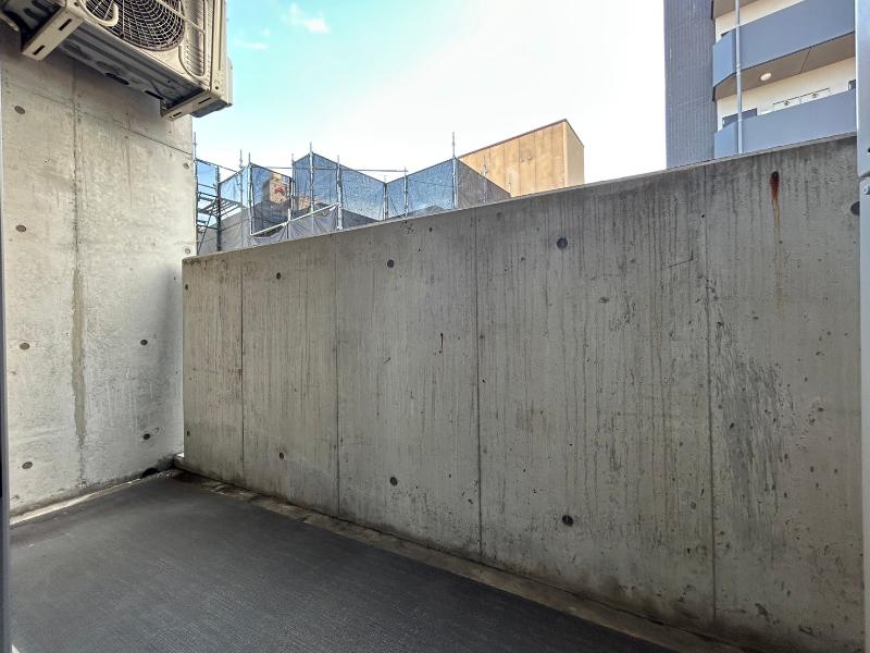 バルコニー　※現況優先・写真は他号室使用