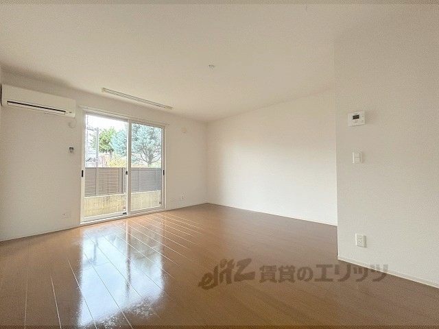 居室・リビング　洋室