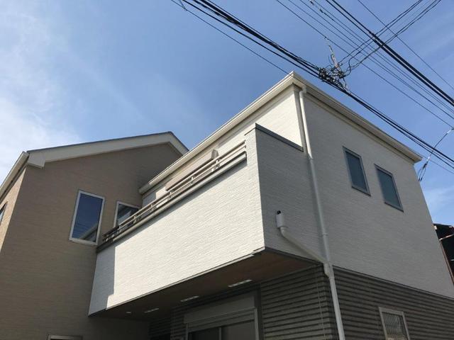 建物外観　２階部分　北東方向より撮影