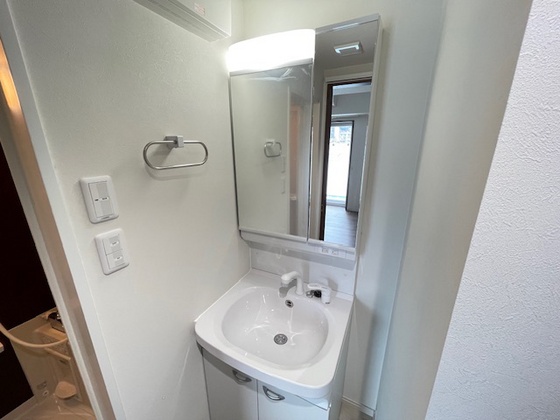 洗面設備　※別部屋の写真です