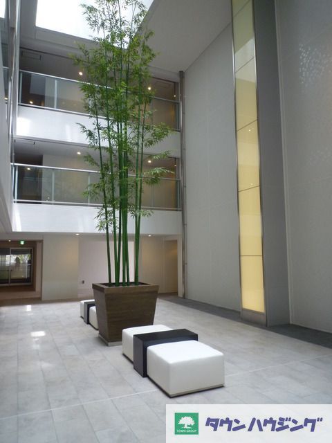 その他共有部分　2011年5月撮影　廊下