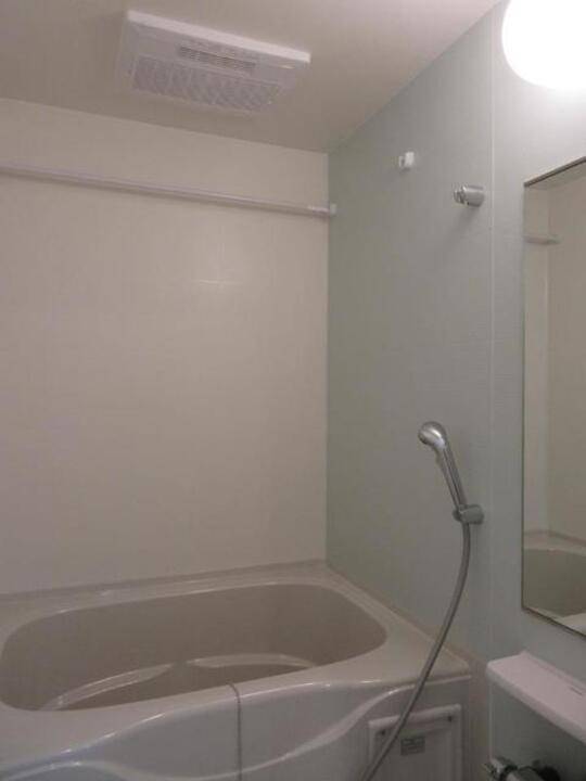 バス・シャワールーム　浴室