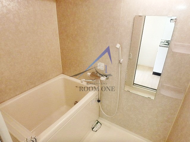 バス・シャワールーム　お風呂です。