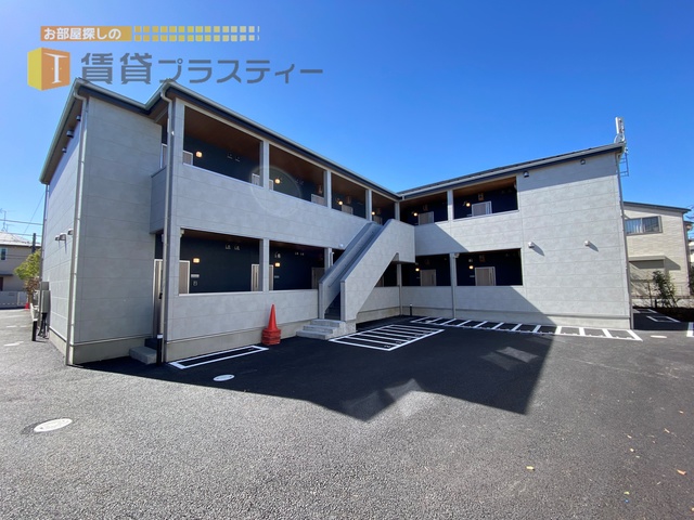 建物外観　近くには葛飾八幡宮！心穏やかになりそうですね。