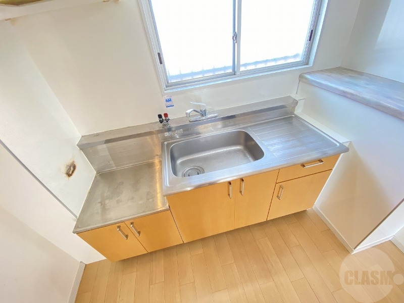 キッチン　※写真は同間取りタイプ※