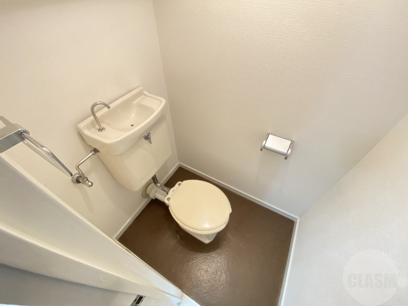 トイレ　※写真は同間取りタイプ※