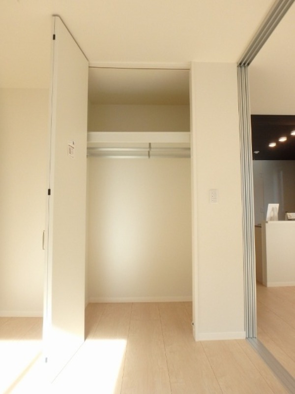 収納　図面と現状に相違がある場合には現状を優先