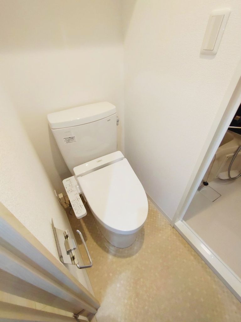 トイレ　★お部屋探しは株式会社タウンハウジング東京まで★