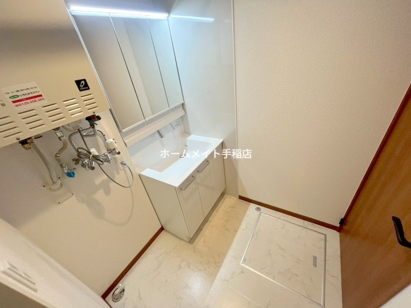 洗面設備　シャンプードレッサーで便利です♪