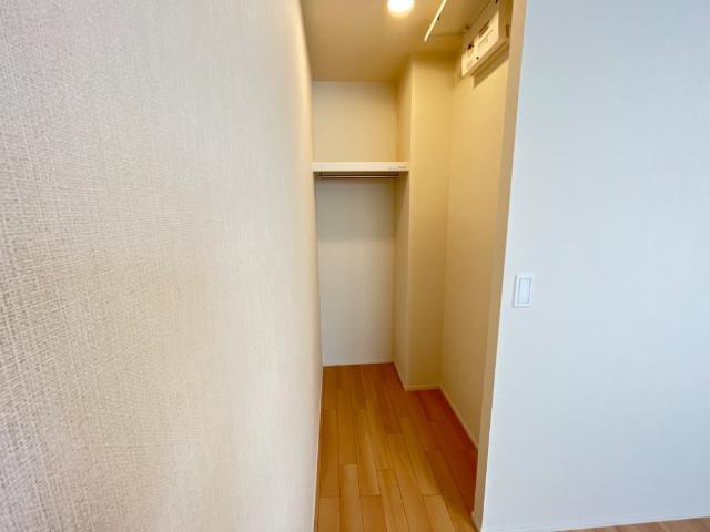居室・リビング　廊下