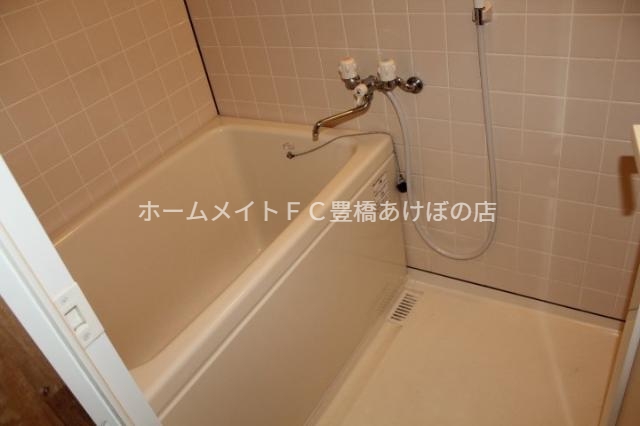 バス・シャワールーム　同型別部屋写真