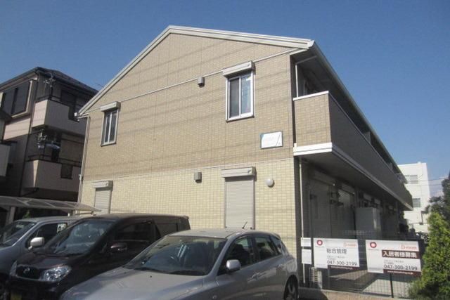 建物外観　ハウスメーカ施工の築浅物件です。