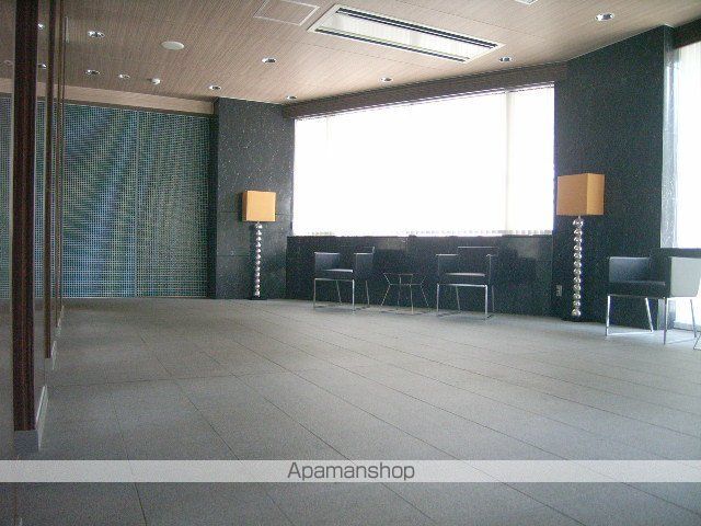 ロビー　ロビー