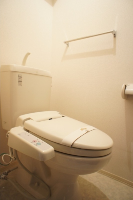 トイレ　図面と現状に相違がある場合には現状を優先