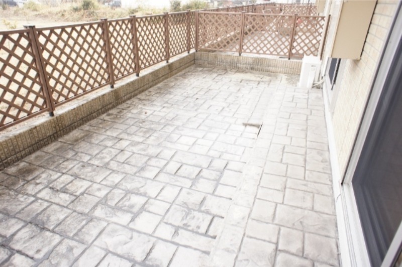 庭　図面と現状に相違がある場合には現状を優先