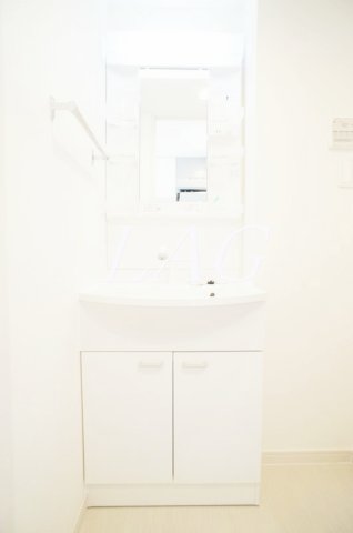 洗面設備　独立洗面台です。