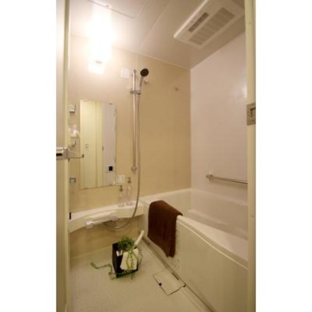 バス・シャワールーム　※写真は同タイプ住戸です。