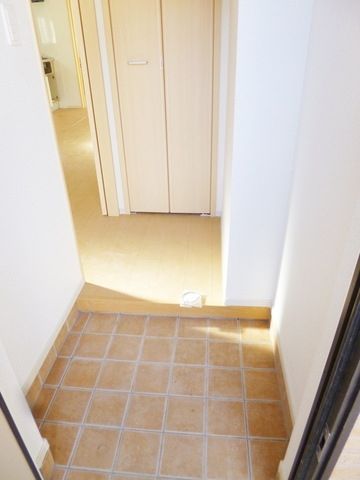 玄関　別部屋参考写真