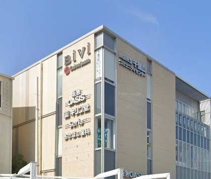 スーパー　阪急オアシス千里山店（スーパー）まで699m