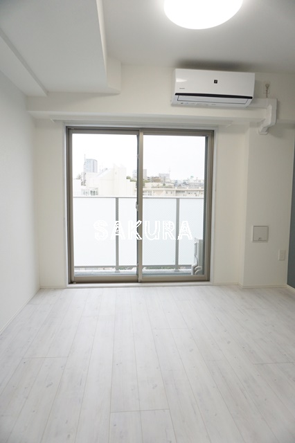 居室・リビング　こちらのリビングで趣味の時間をお楽しみください♪