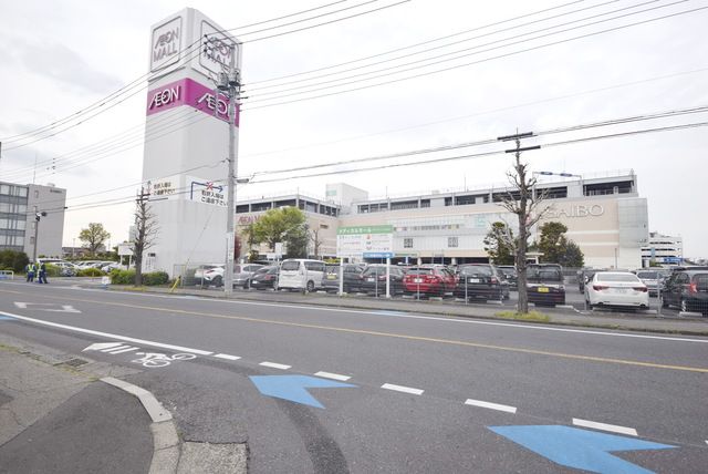 ショッピングセンター　ジーユーイオンモール川口前川店（ショッピングセンター）まで1970m