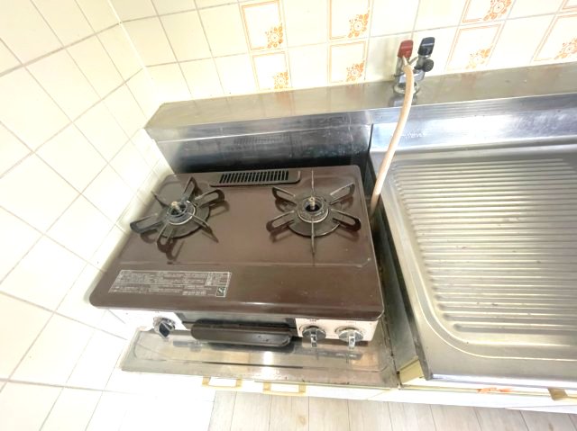 キッチン　イメージとして同建物他部屋を表示しています