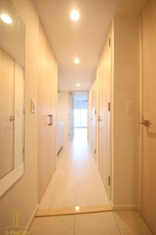 玄関　カーサレグラス城東セントラル