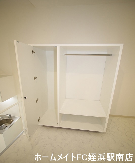 収納　★可動式の収納です♪★参考写真