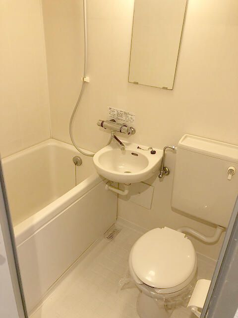 バス・シャワールーム