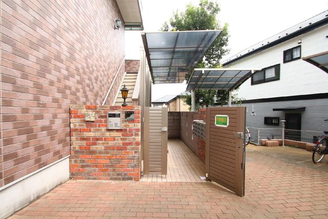 エントランス　エントランス