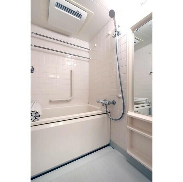 バス・シャワールーム　（別タイプ参考写真）文京グリーンコートビュータワー本駒込　B