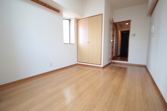 居室・リビング　角部屋です！