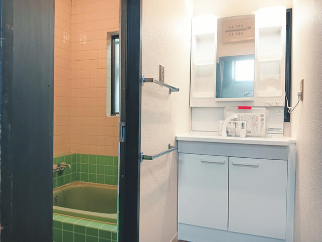 バス・シャワールーム