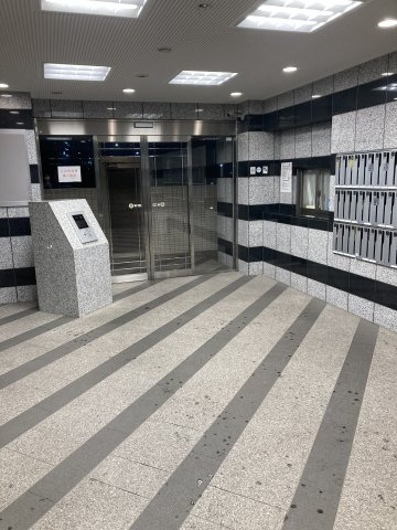 エントランス　エントランス