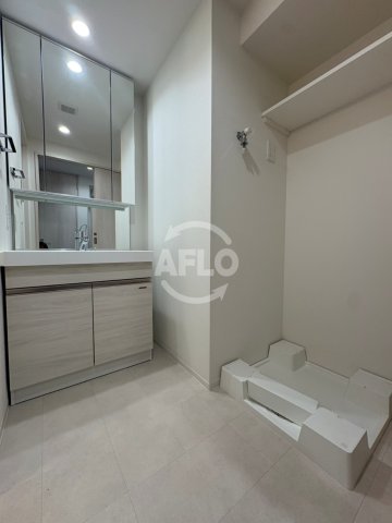 洗面設備　コンフォリア・リヴ北浜高麗橋　洗面所