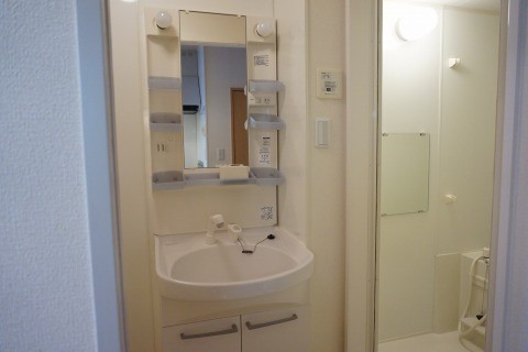 洗面設備　同物件別部屋