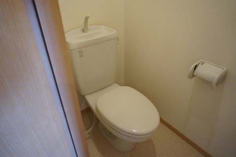 トイレ　同物件別部屋