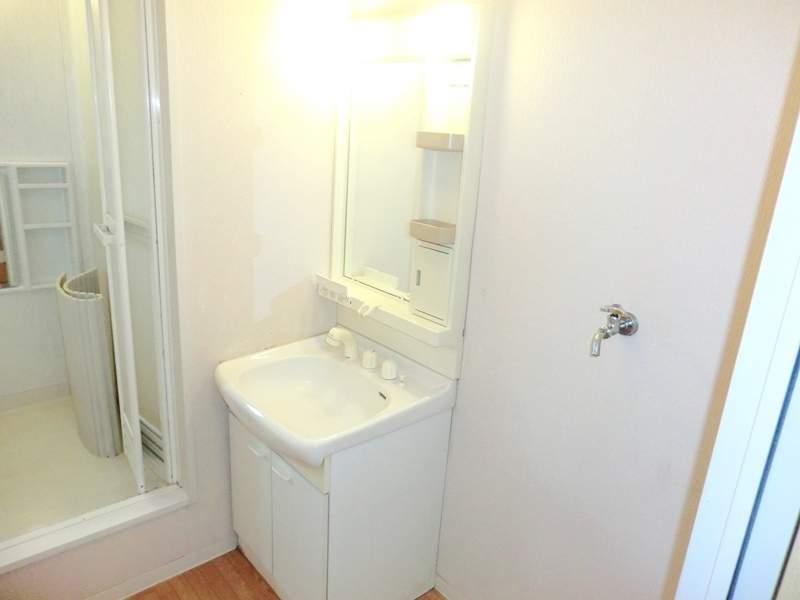 洗面設備　独立洗面台付き！