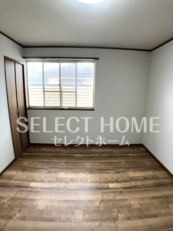 その他部屋・スペース　広くて明るい寝室