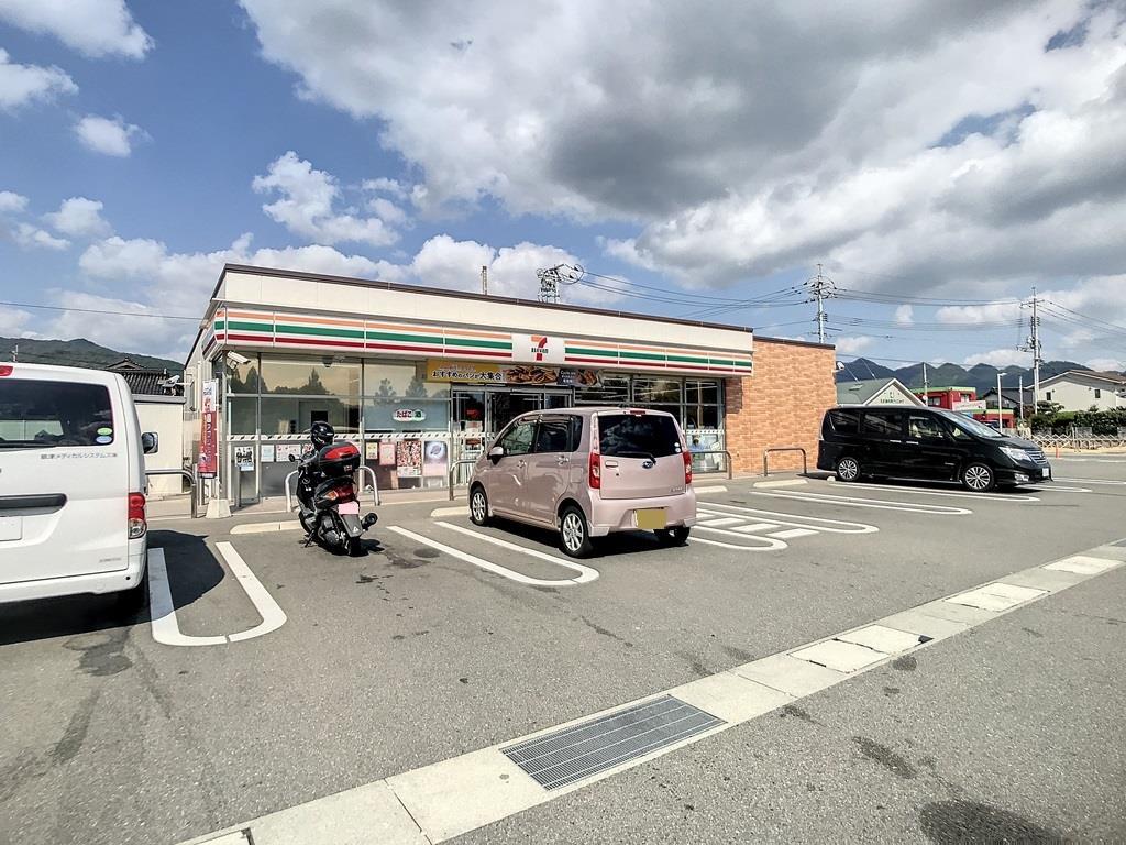 コンビニ　セブンイレブン山口維新公園店（コンビニ）まで356m