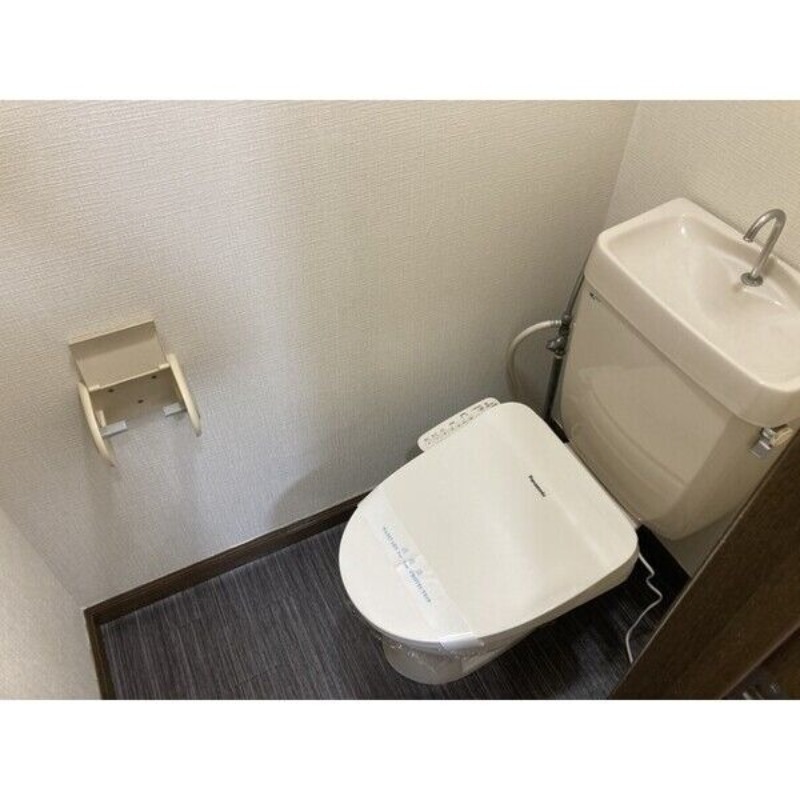 トイレ　図面と現状に相違がある場合には現状を優先