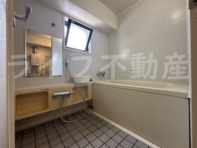 バス・シャワールーム　きれいなお風呂です