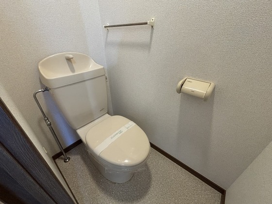 トイレ　※別部屋の写真です