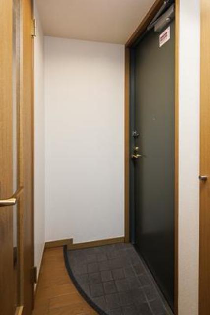 玄関　※写真は同タイプ住戸です。