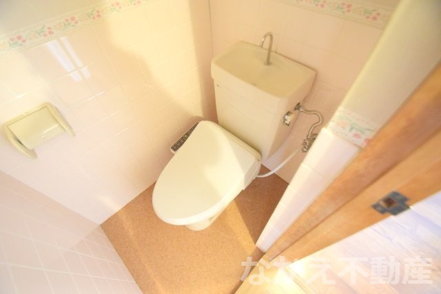 トイレ　シンプルで使いやすいトイレです