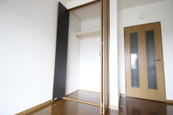 収納　※別号室の写真です