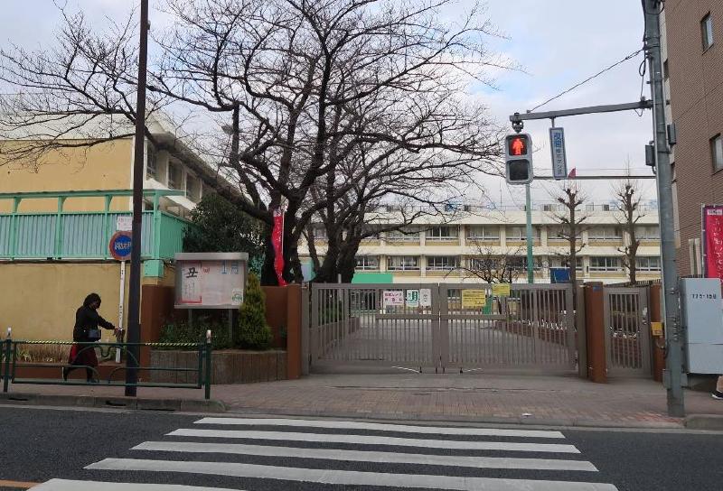 小学校　葛飾区立道上小学校（小学校）まで230m