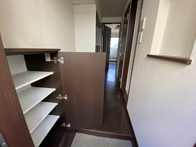 玄関　※別部屋参考