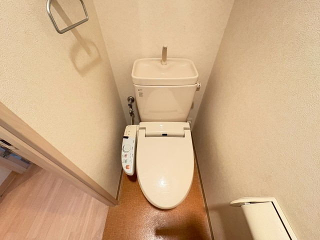 トイレ　別号室の写真