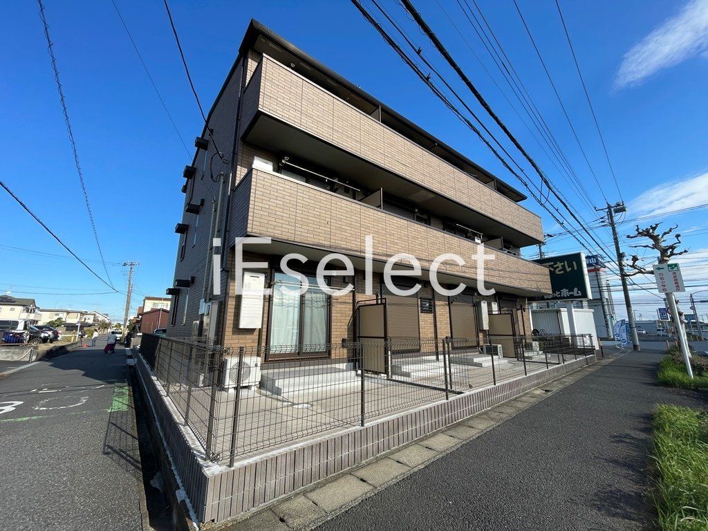 建物外観　前面に高い建物が無く日当たりの良い物件です♪